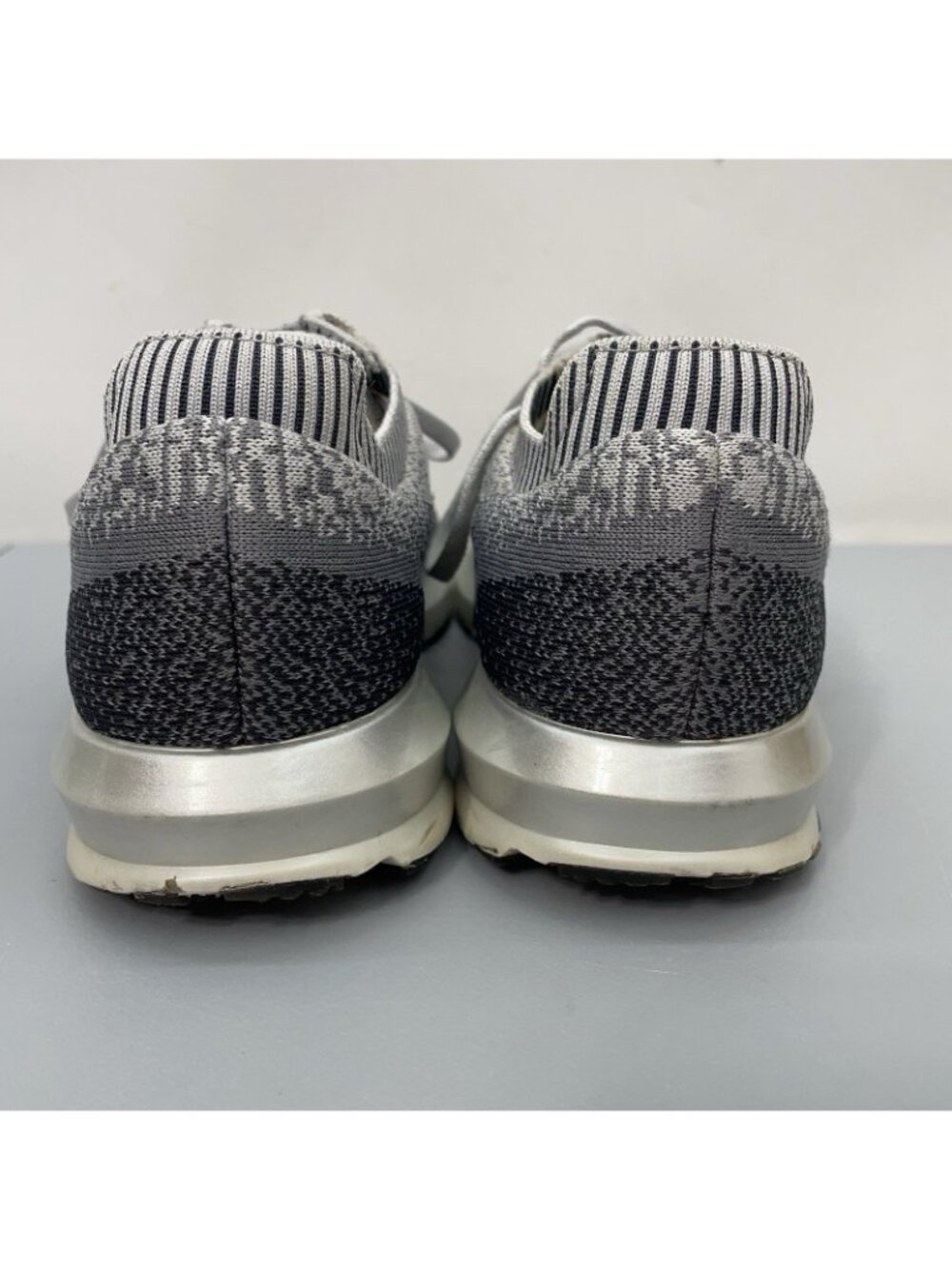 Brooks Levitate 2 Sneakers Shoes Running Training Athletic Gray Womens 8 - Picture 7 of 13